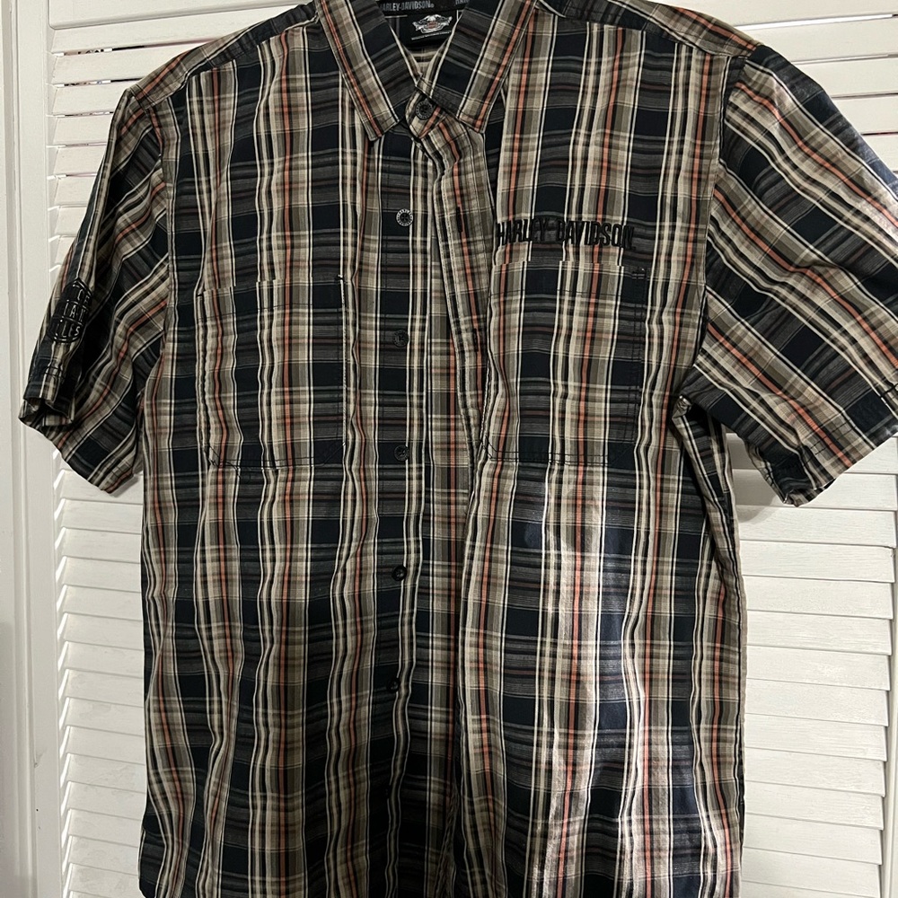 Men’s plaid Harley button up shirt